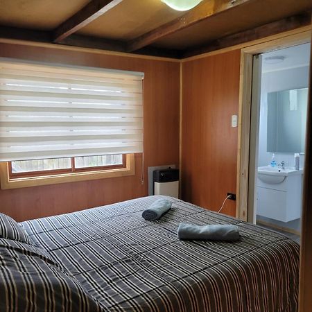 Hostal Traveltour El Campesino 푸에르토나탈레스 외부 사진