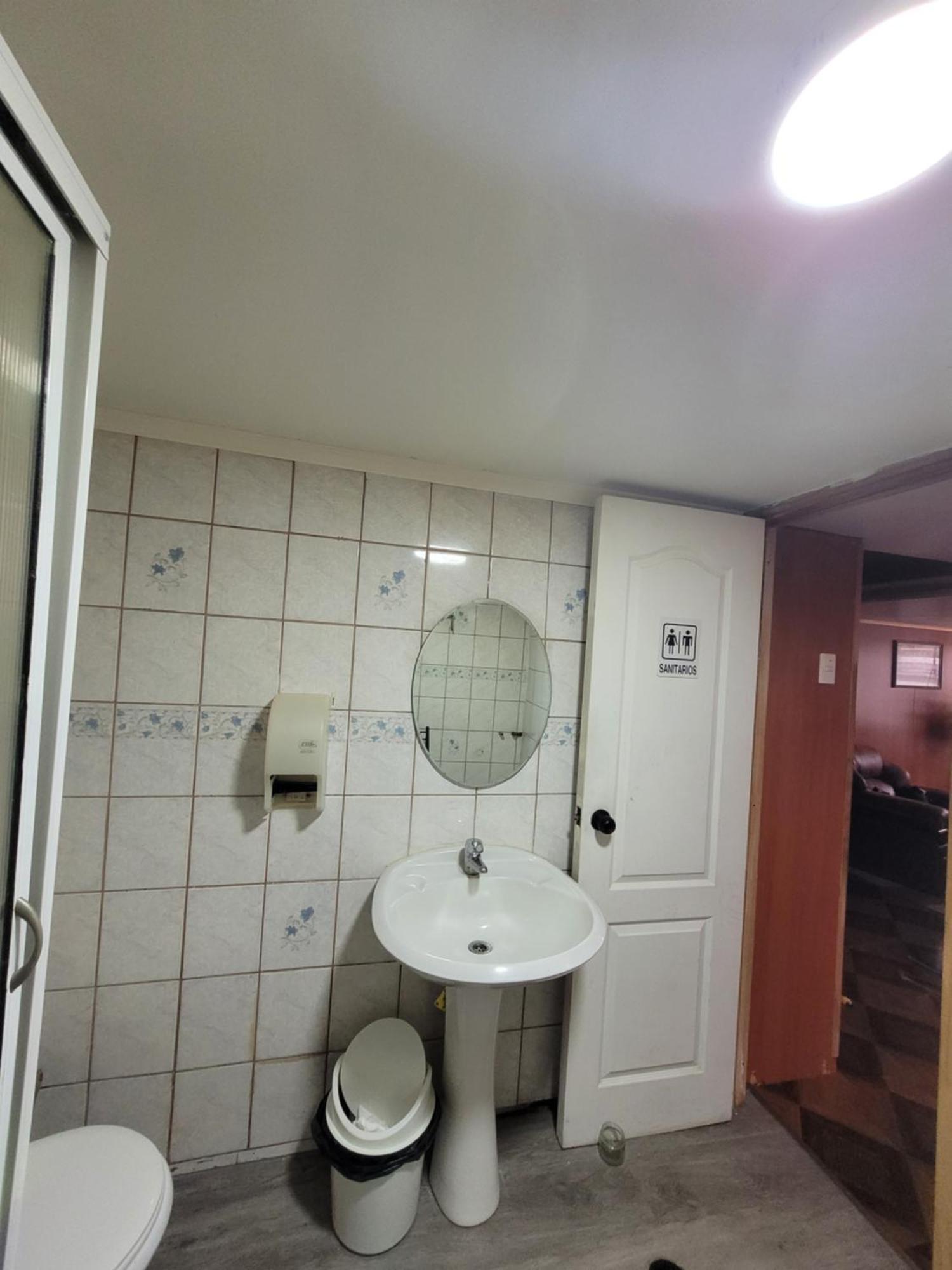 Hostal Traveltour El Campesino 푸에르토나탈레스 외부 사진